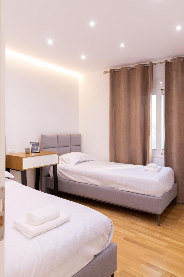 Exclusive 2 Bedrooms Apartment Тирана Екстериор снимка