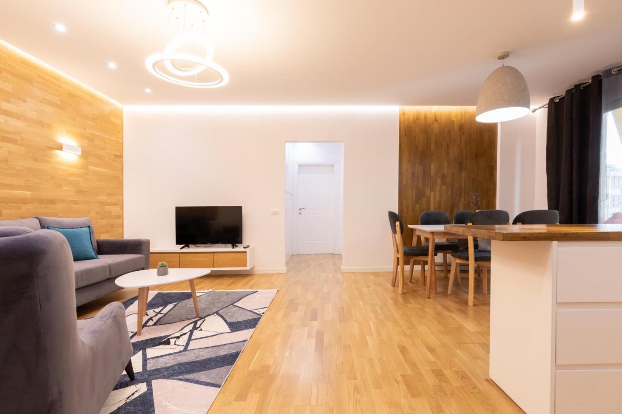 Exclusive 2 Bedrooms Apartment Тирана Екстериор снимка