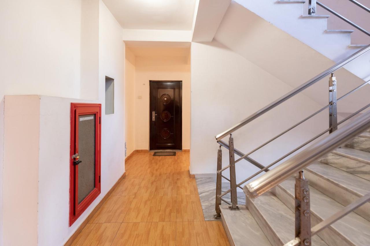 Exclusive 2 Bedrooms Apartment Тирана Екстериор снимка