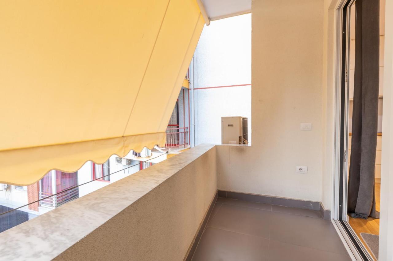 Exclusive 2 Bedrooms Apartment Тирана Екстериор снимка