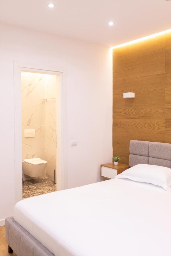 Exclusive 2 Bedrooms Apartment Тирана Екстериор снимка